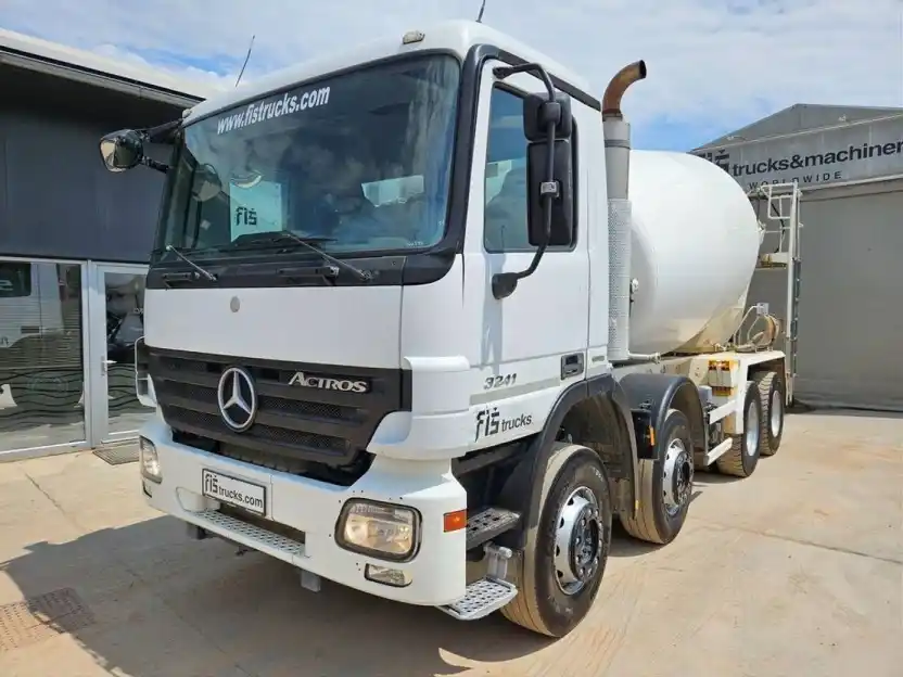 Camion toupie ACTROS 3332-B, 6×4, malaxeur de 8 m³-1