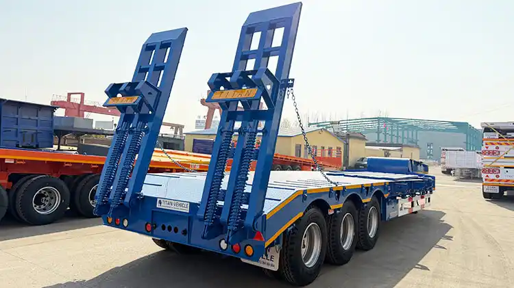 Porte-char 65 T, 3 essieux, suspensions BPW 14010